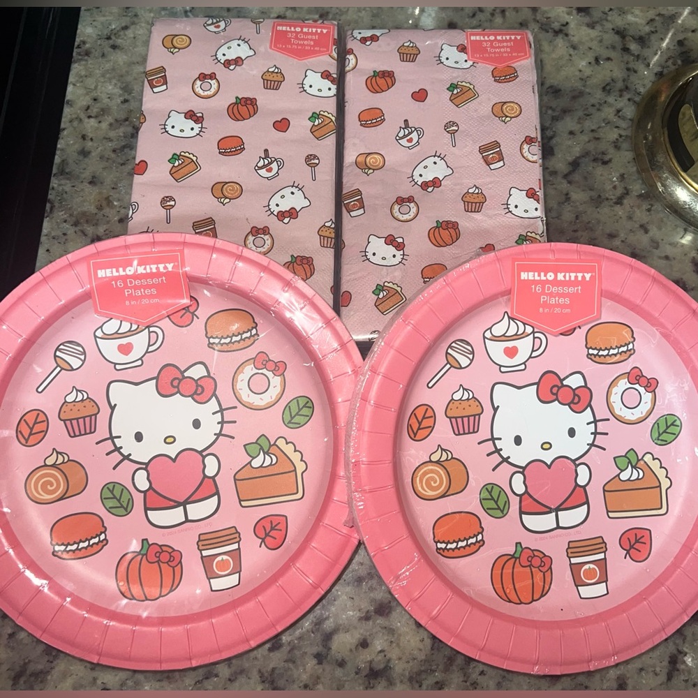 Hello Kitty fall dessert plates and napkins Sealed NWT